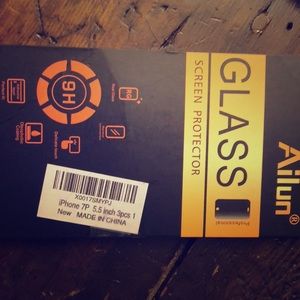 NIB 3 glass screen protectors